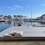Seaside Boathouse In Veiholmen