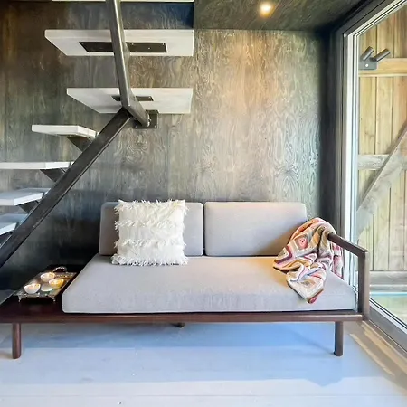 Seaside Boathouse In Veiholmen Casa de Férias *