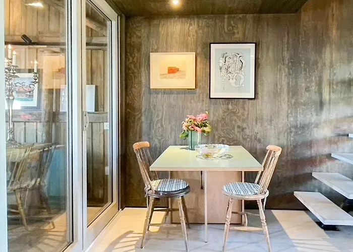 Tatil Evi Seaside Boathouse In Veiholmen *